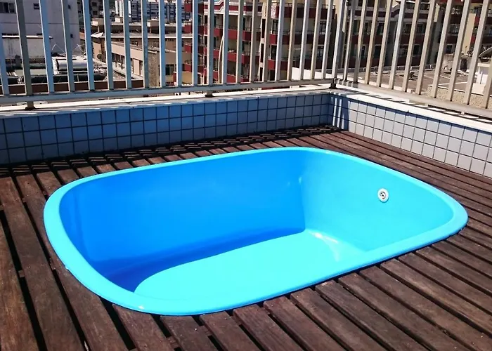 Cobertura Com Churrasqueira E Piscina.